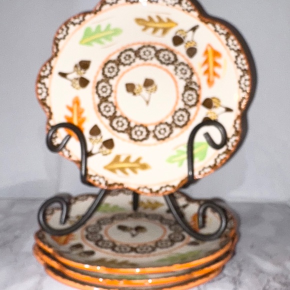 Temptations Old World Salad/Dessert Plates- set of 4 - Picture 2 of 6